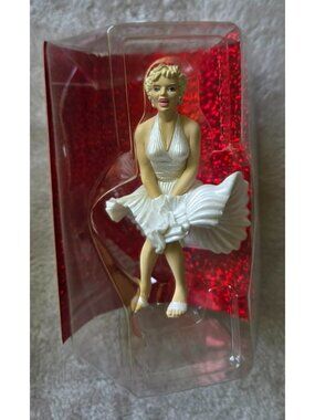 1998 Marilyn Monroe Heirloom 10th Anniversary Ornament Carlton Cards NEW